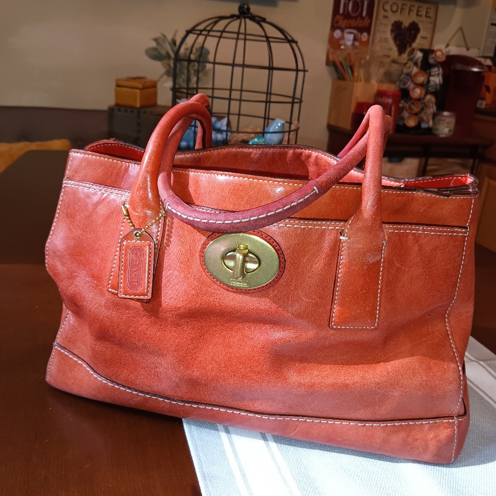 VINTAGE Coach Madeline Coral Leather Bag